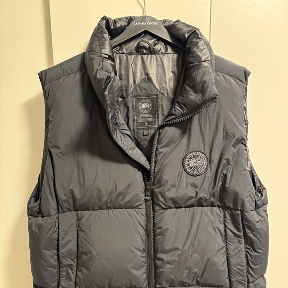 Canada Goose Men’s Everett Down Vest - Picture 1 of 6